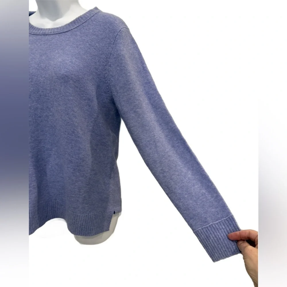 J. Crew Light Blue Crew Neck Sweater. Medium